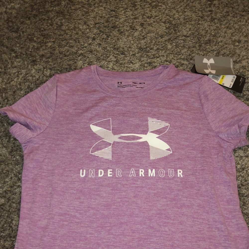under armor athletic shirt